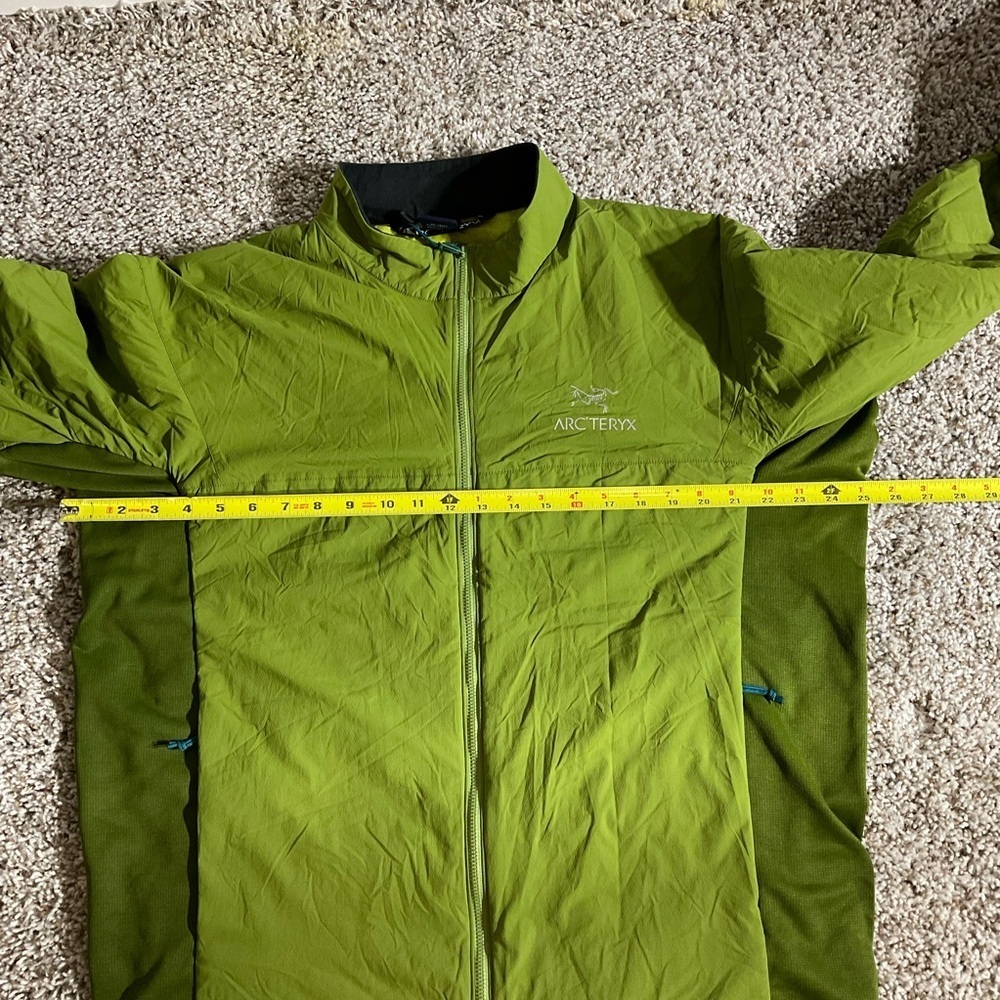 Arc'teryx Men's Green Performance Jacket - Picture 10 of 11